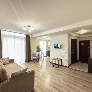  Апартаменты Artal On Obolonskyi Avenue 16a, 2 Bedroom Украина